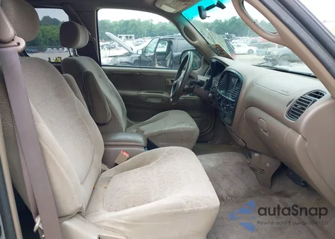 2002 Toyota Tundra Ltd V8 из США, поврежденный, VIN 5TBBT48172S259131